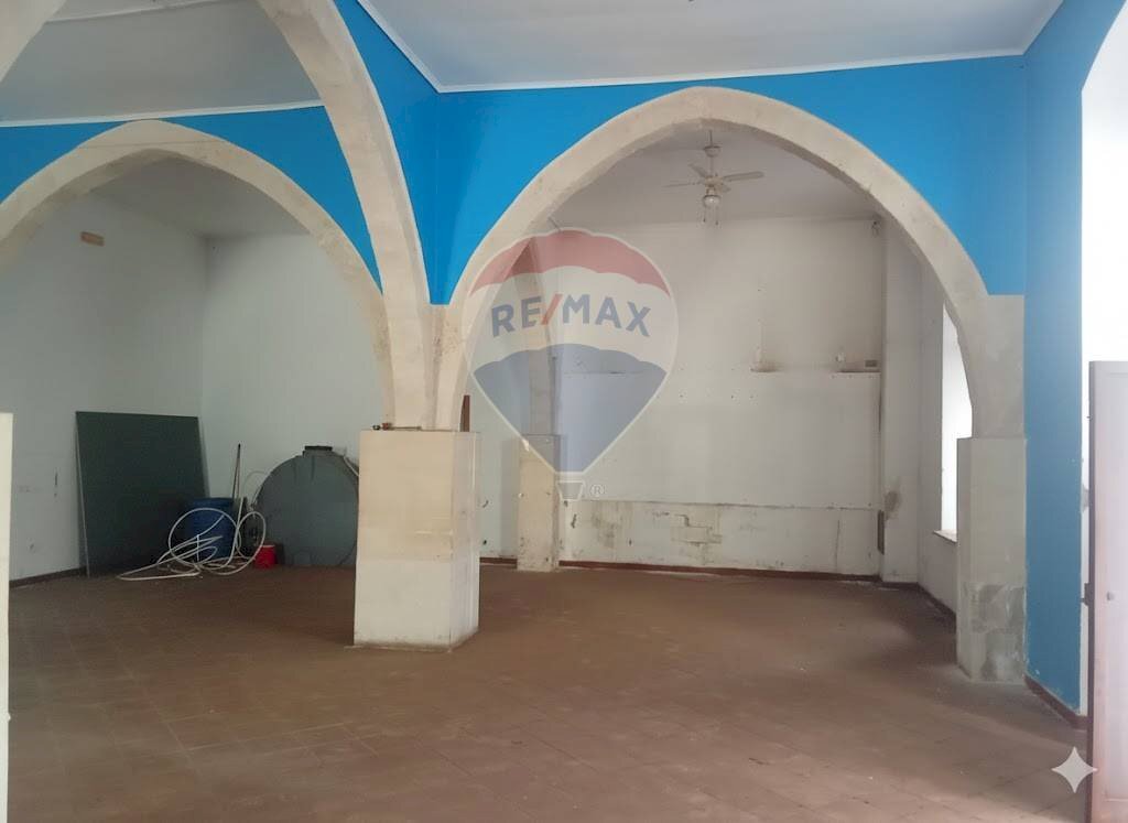 Terrazza - Locale Commerciale Via Milano
42, Vittoria - foto 2