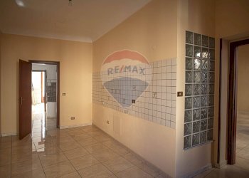 Ricezione / Lobby - Casa indipendente Piazza Umberto I
 
46, Vizzini - foto 13