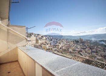 Terrazza - Casa indipendente Piazza Umberto I
 
46, Vizzini - foto 22