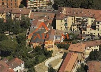 Foto 9 - Commercial Premises Via San Martino, Pisa - photo 8