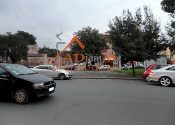 Foto 14 - Commercial Premises Via San Martino, Pisa - photo 13