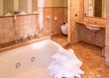 Foto 9 - Villa via Giovanni Polli
 
10, Oggebbio - photo 9