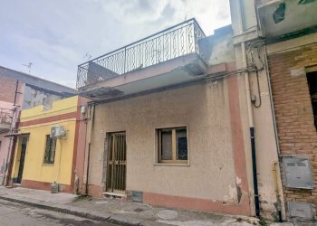 Foto 2 - Casa indipendente via Garibaldi, Calatabiano - foto 2