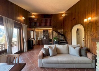 Soggiorno - Villa Via Torre
 
31A, Frosolone - foto 1