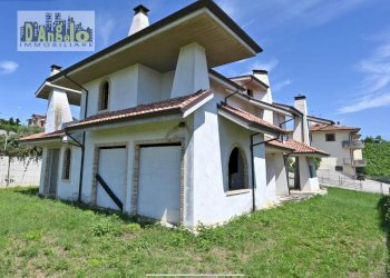 Foto 3 - Villa Via Adolfo Marinozzi
 
14, Spinetoli - photo 3