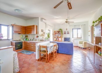 SOGGIORNO CON ANGOLO COTTURA - Trilocale Via Budapest
 
7, Ladispoli - foto 8