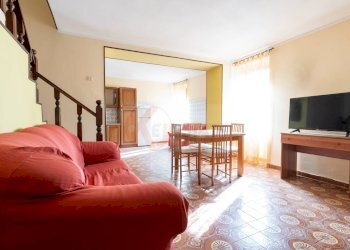 Foto 1 - Casa indipendente via Matteotti
 
23, Romana - foto 1