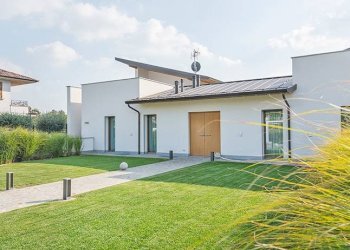 Giardino - Villa via colombo, Treviolo - foto 13