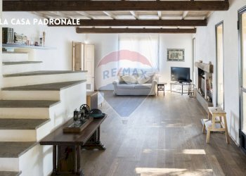 Soggiorno - Casa indipendente STRADA PROVINCIALE MONTEMASSI
 
SNC, Roccastrada - foto 2