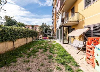 Foto 21 - Quadrilocale Via Villalba
 
26, Acireale - foto 21