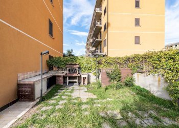 Foto 23 - Quadrilocale Via Villalba
 
26, Acireale - foto 23