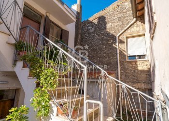 Foto 4 - Trilocale Piazza della Tribuna
 
13, Tarquinia - foto 4