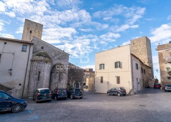 Foto 41 - Trilocale Piazza della Tribuna
 
13, Tarquinia - foto 41