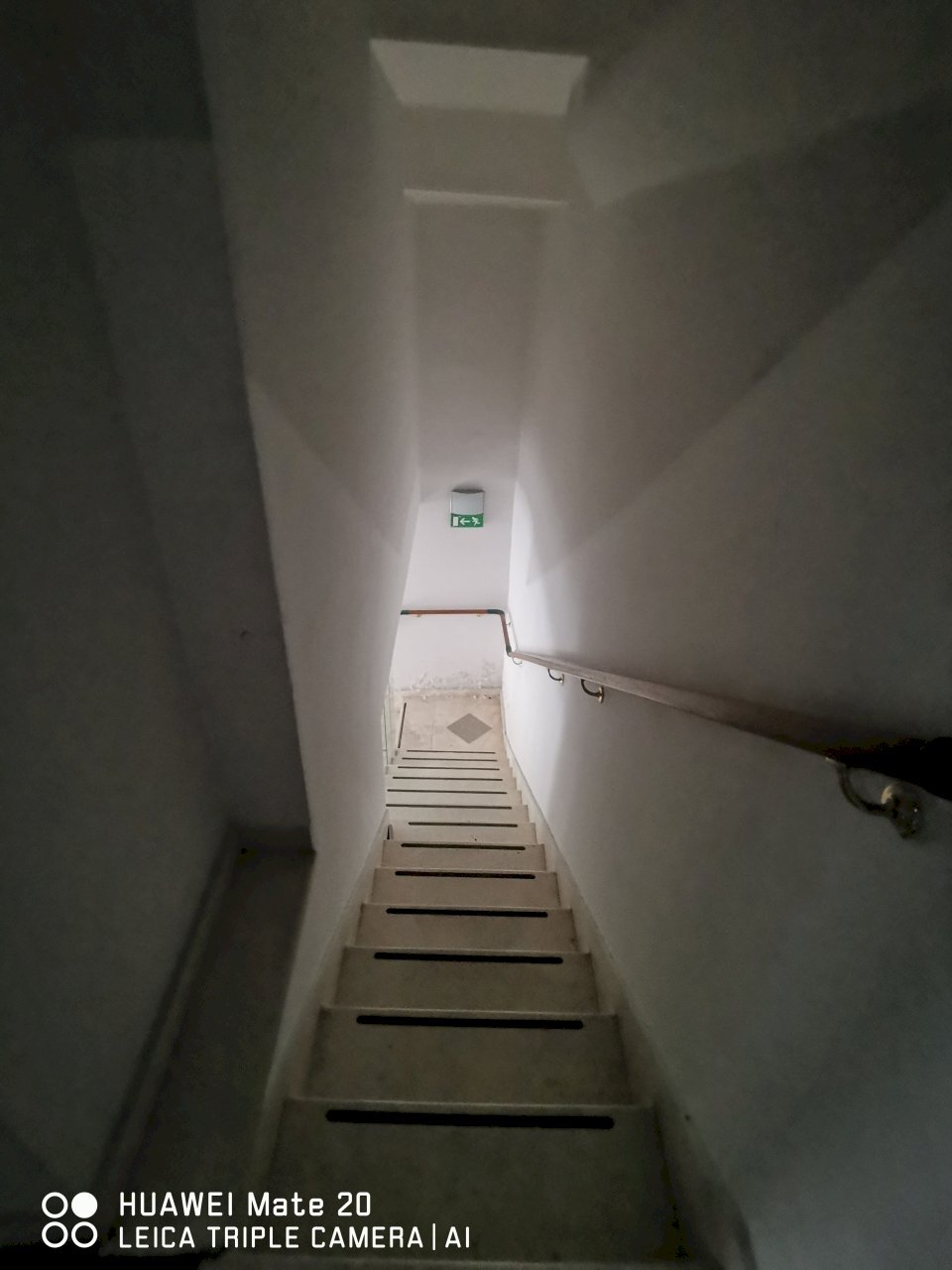 IMG_20251016_104901.jpg - Commercial Premises Via Camillo Benso Conte di Cavour 12, Moscufo - photo 2