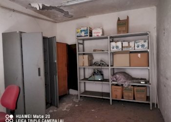 IMG_20251016_114534.jpg - Locale Commerciale Via Vittorio Emanuele III 47, Picciano - foto 2