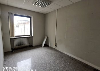 IMG_20251016_114126.jpg - Locale Commerciale Via Vittorio Emanuele III 47, Picciano - foto 10