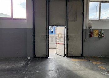 20251119_144312.jpg - Locale Commerciale Via Emilia Romagna, Santa Croce sull'Arno - foto 3