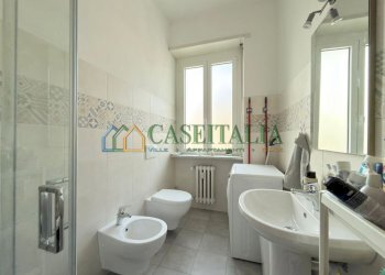 12.jpeg - Four-room apartment Ivrea - photo 10