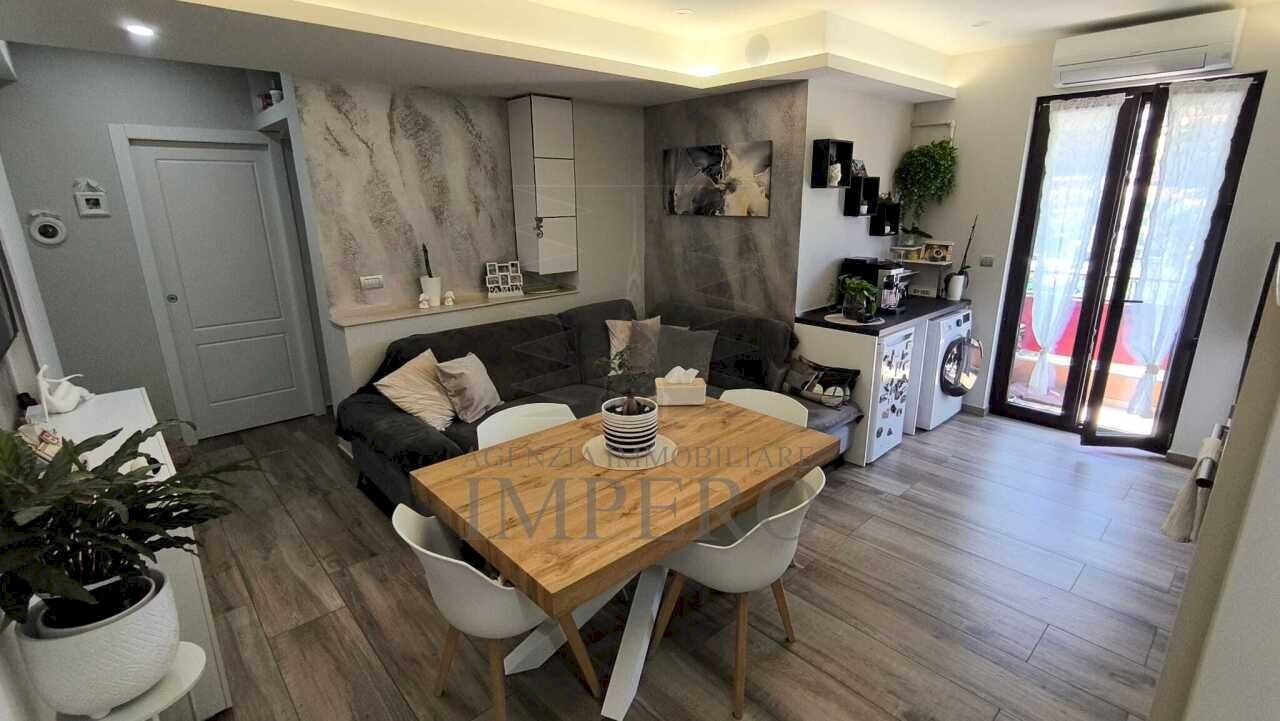 sala - Appartamento Via Tenda 4, Ventimiglia - foto 2