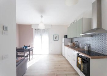 WhatsApp Image 2024-09-13 at 20.13.22 (1).jpeg - Bilocale Viale dei Mille 70, Parma - foto 2