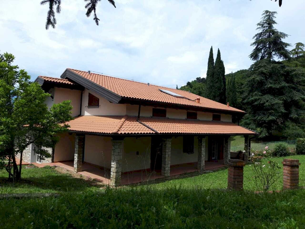 AAAA.jpg - Villa Via dell'Olmo 1, Vaiano - foto 2