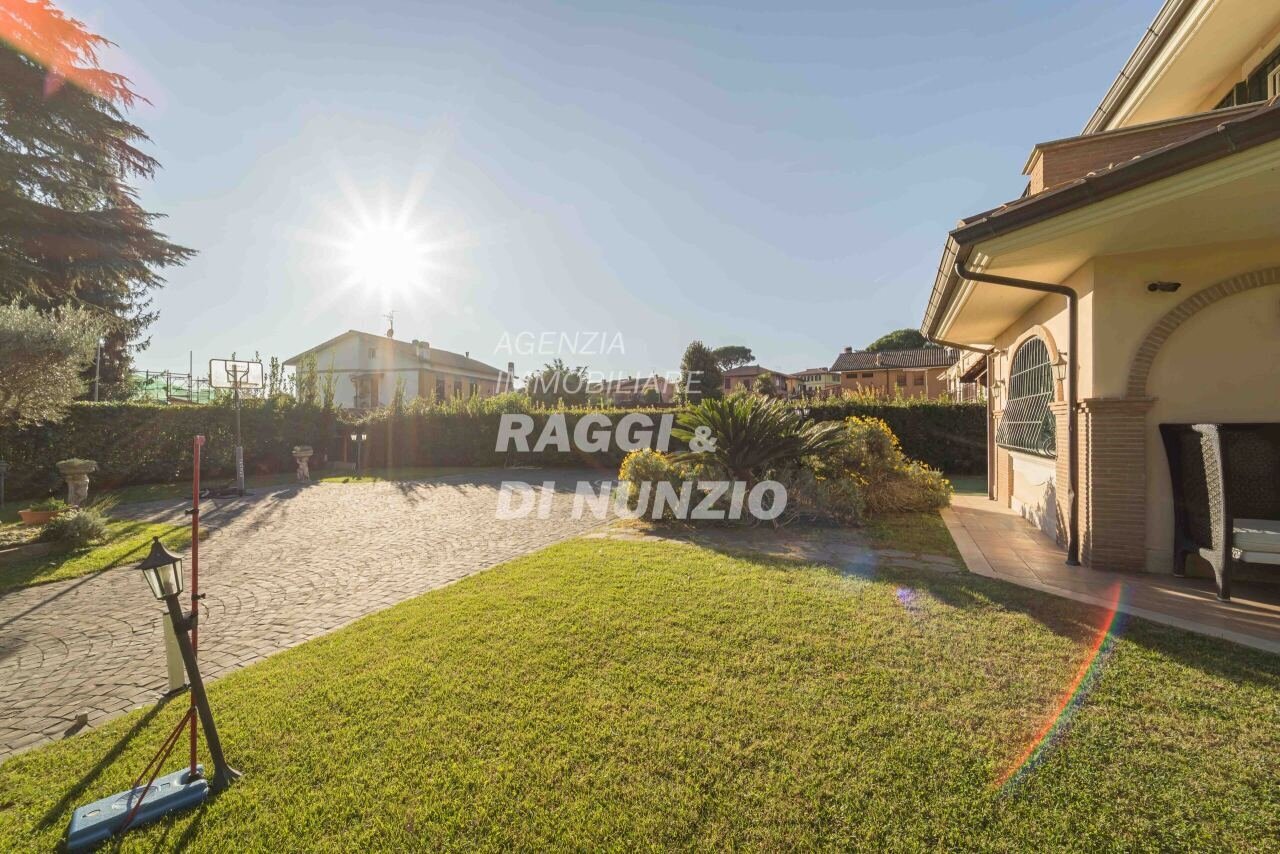 002_WEB.jpg - Villa V. della Pedica 25, Grottaferrata - photo 2