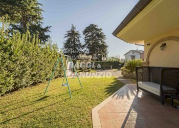 009_WEB.jpg - Villa V. della Pedica 25, Grottaferrata - foto 9