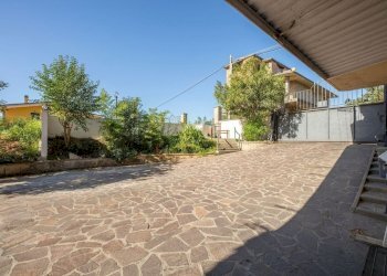 738472317.jpg - Villa Via del Casale di Santa Maria, Roma - photo 28