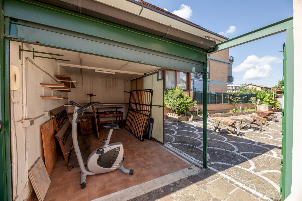 0F5A7929.jpg - Portion of a house Via Corigliano Calabro, Roma - photo 2