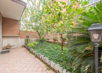 60.jpg - Quadrilocale Via Zeno Apostolo 11, Roma - foto 14