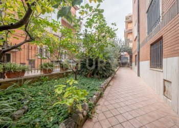 55.jpg - Quadrilocale Via Zeno Apostolo 11, Roma - foto 19