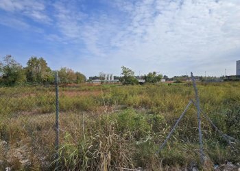 20251016_131909.jpg - Terreno edificabile via Toscana, Cornegliano Laudense - foto 1