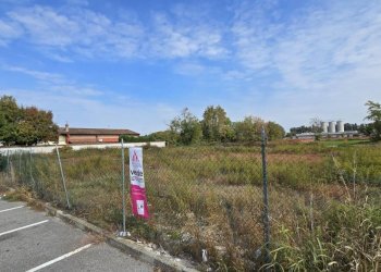 20251016_131903.jpg - Terreno edificabile via Toscana, Cornegliano Laudense - foto 10