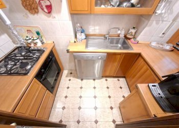 Three-room apartment Torino (neighborhood Mirafiori Nord) - photo 9