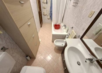 Three-room apartment Torino (neighborhood Mirafiori Nord) - photo 25