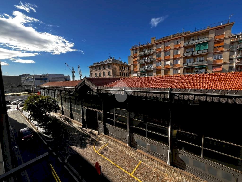 Appartamento Via Carlo Goldoni, Genova (zona Sestri Ponente) - foto 1