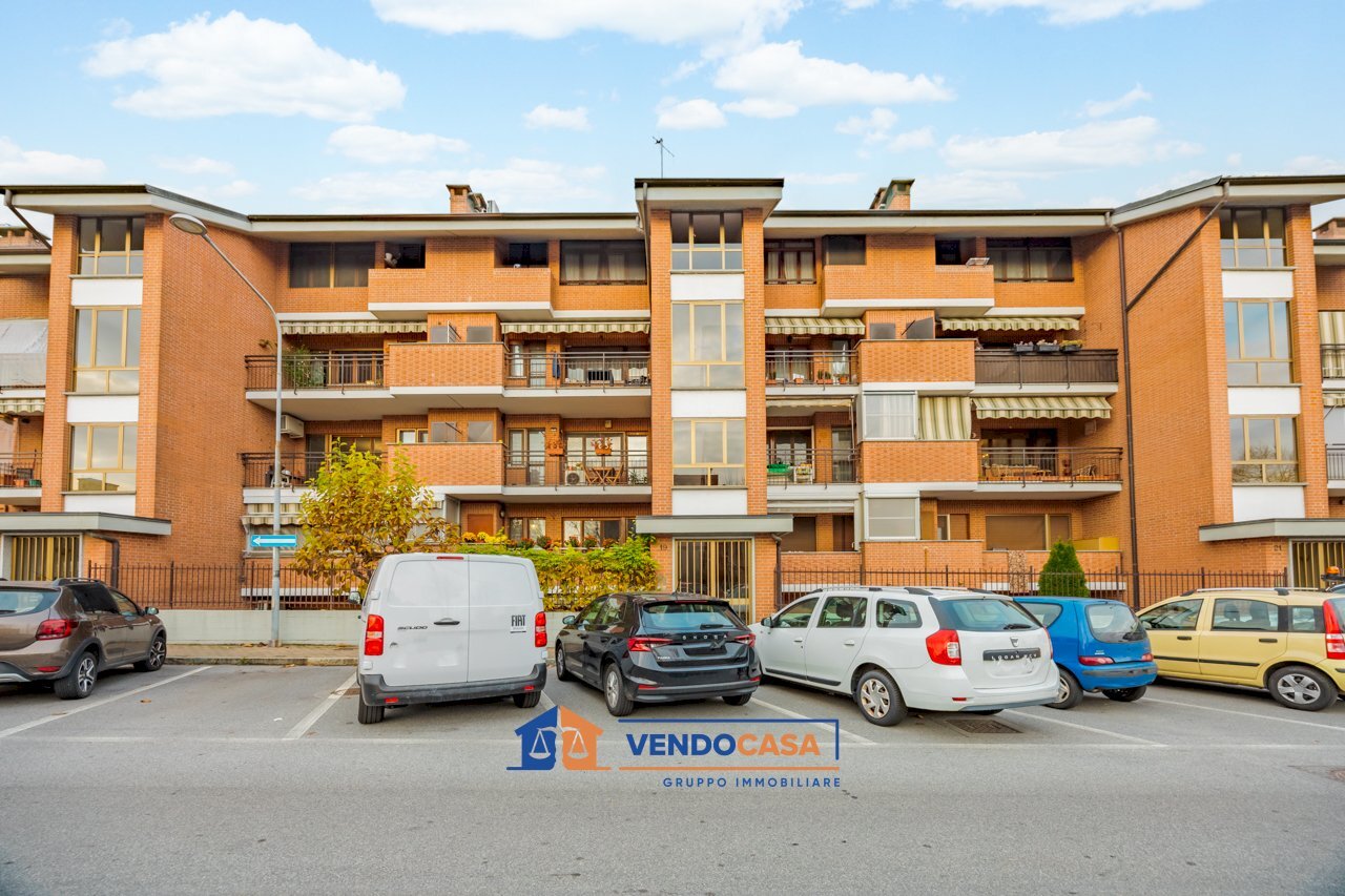 Two-room apartment Vinovo - photo 1