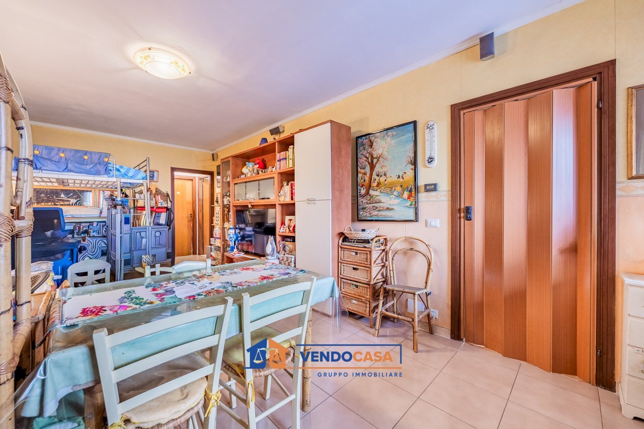 Two-room apartment Vinovo - photo 3