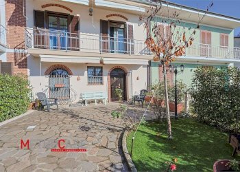 Villa a Schiera san lorenzo, Santo Stefano Roero - foto 1