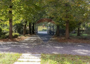 Villa via provinciale, 105-107 
 Medolla, Medolla - foto 2