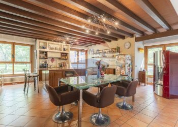 Villa via provinciale, 105-107 
 Medolla, Medolla - foto 9