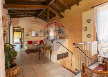 Villa via provinciale, 105-107 
 Medolla, Medolla - foto 26