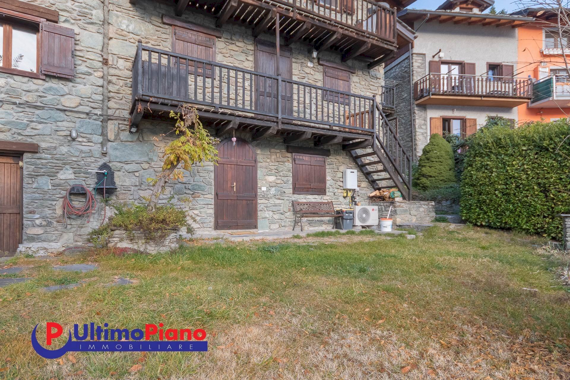 One-room apartment Frazione Pleod 11, Sarre - photo 1