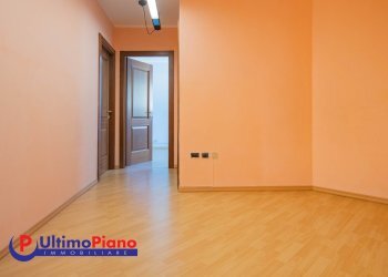 Ufficio Via Vevey, Aosta - foto 6
