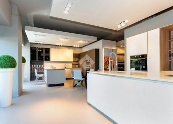 Negozio Via Corso Torino, Chieri - foto 1