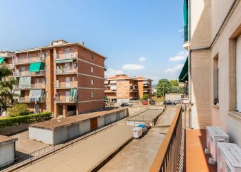 Negozio Via Corso Torino, Chieri - foto 16