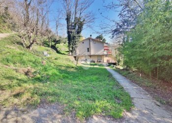 Semi-detached house Via San Simeone, Montefiore Conca - photo 9