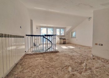 Semi-detached house Via San Simeone, Montefiore Conca - photo 18