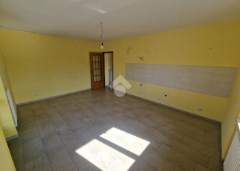 Trilocale Strada bussolino, Gassino Torinese - foto 5