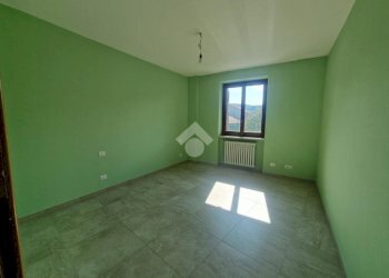 Trilocale Strada bussolino, Gassino Torinese - foto 7